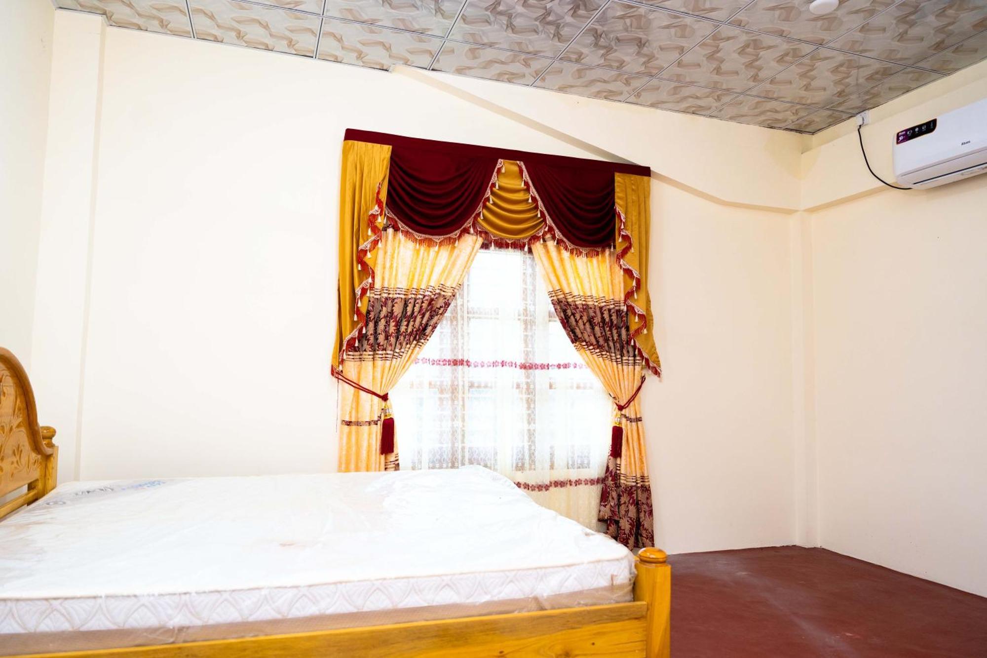 Pgs Hall Jaffna Extérieur photo