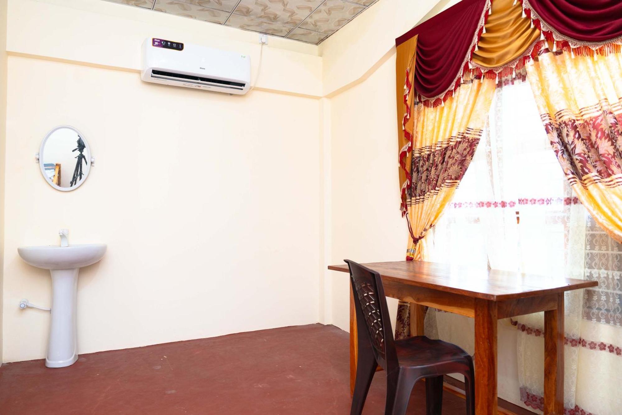 Pgs Hall Jaffna Extérieur photo