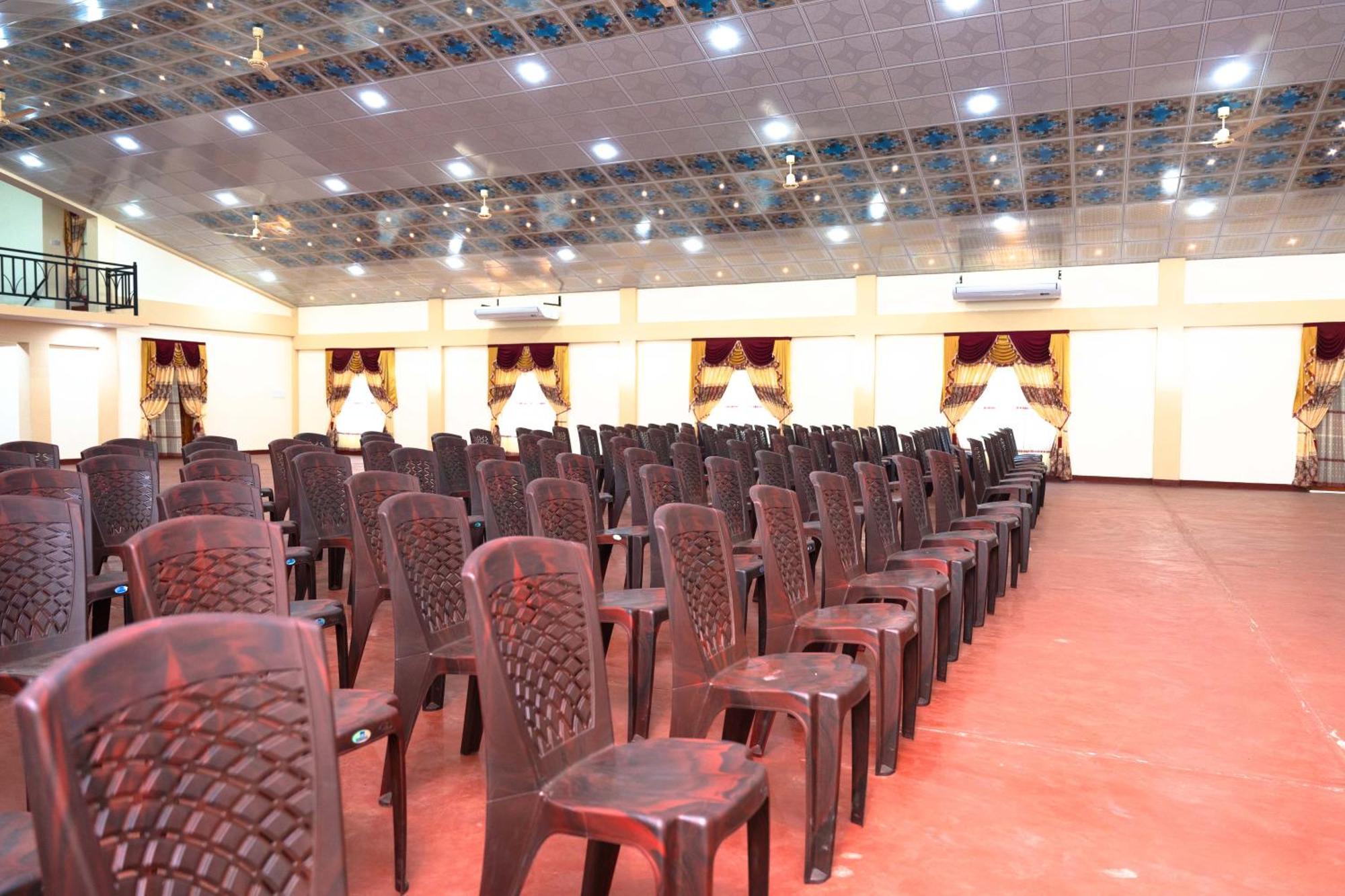Pgs Hall Jaffna Extérieur photo